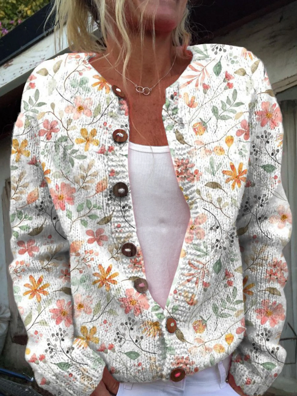 Ines | Pullover mit kleinem, frischem Blumendruck und Knöpfen