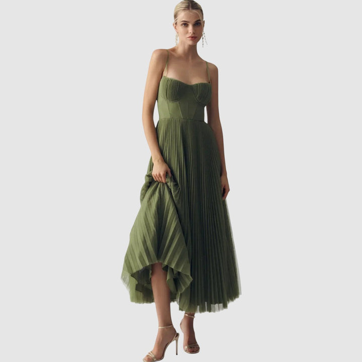 Adela | Plissiertes Kleid mit Trägern und offenem Rücken