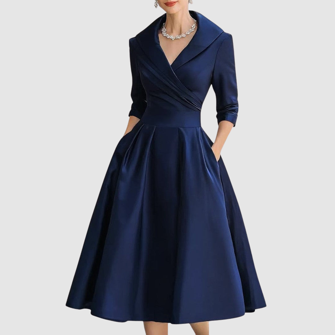 Adela | Midikleid in Wickeloptik mit Kragen