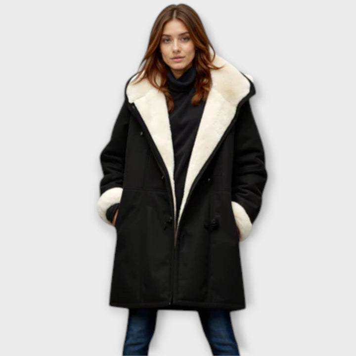 Antonia - Warmer Fellmantel