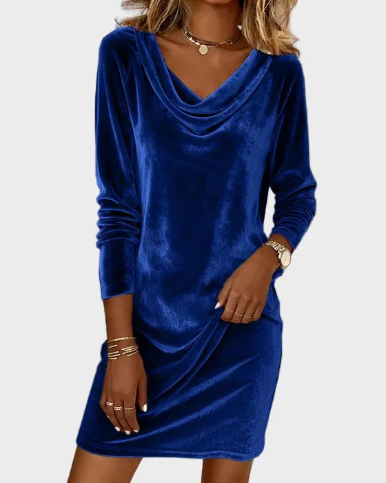 Frosina | Samtkleid mit Wasserfall-Ausschnitt