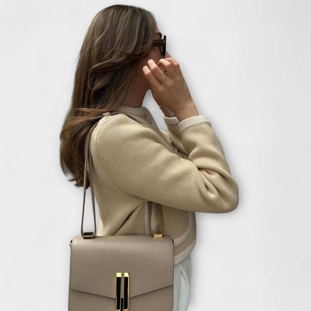 Ines | Klassischer Pullover mit Ziertaschen