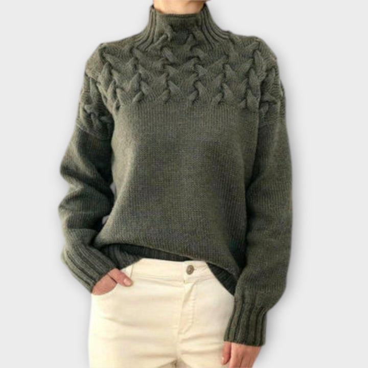 Eva | Pullover mit detailliertem Zopfmuster