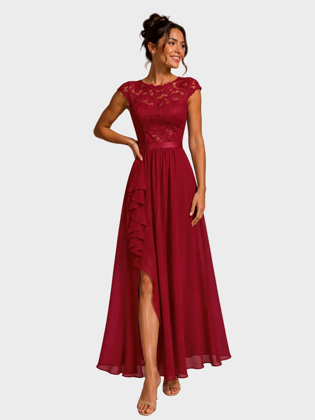 Justyna | Maxikleid in A-Linie mit Volants und Spitzendetails