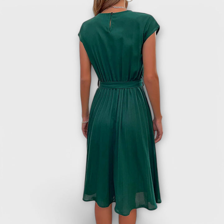 Claire - Kurzarm, gefältete, lässige Midikleid