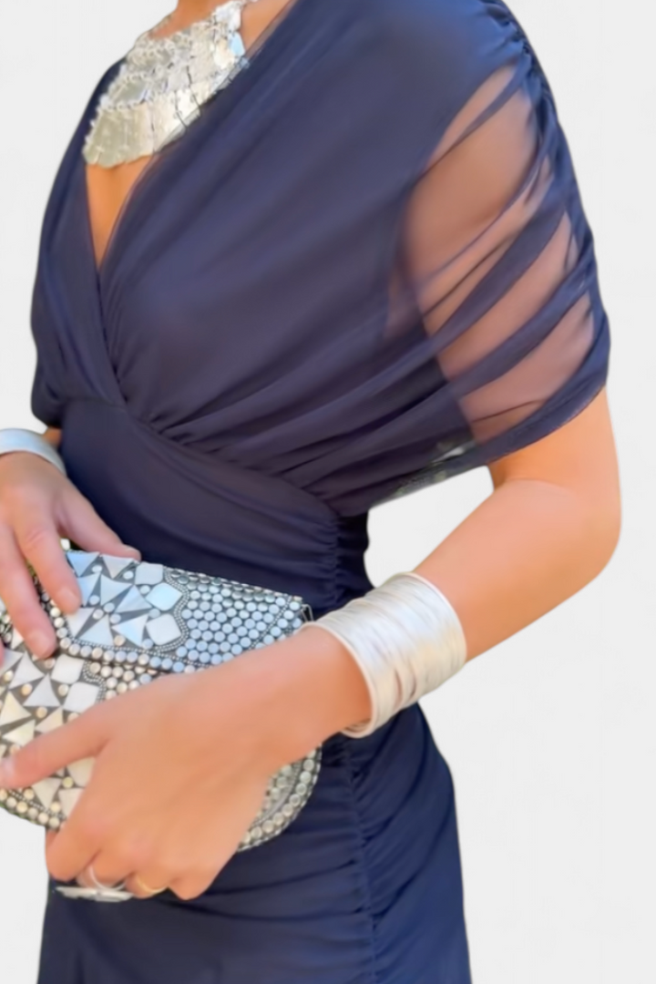 Magda | Langes Blumenkleid mit V-Ausschnitt und Plisseetaille