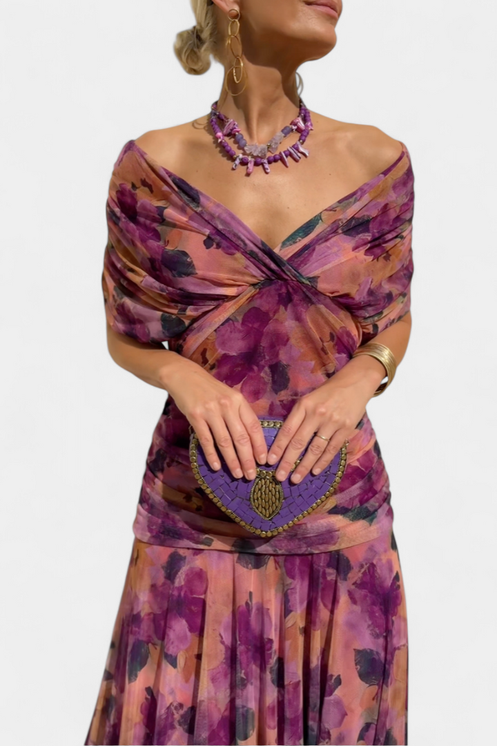 Magda | Langes Blumenkleid mit V-Ausschnitt und Plisseetaille