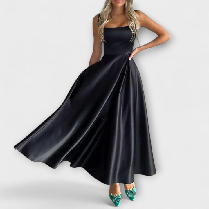 Lumea | Midikleid in A-Linie mit Karree-Ausschnitt