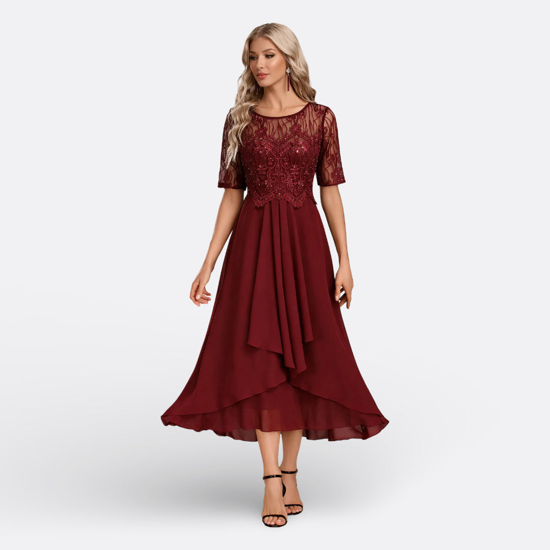 Mariana | Marineblaues Spitzenkleid mit kurzen Ärmeln