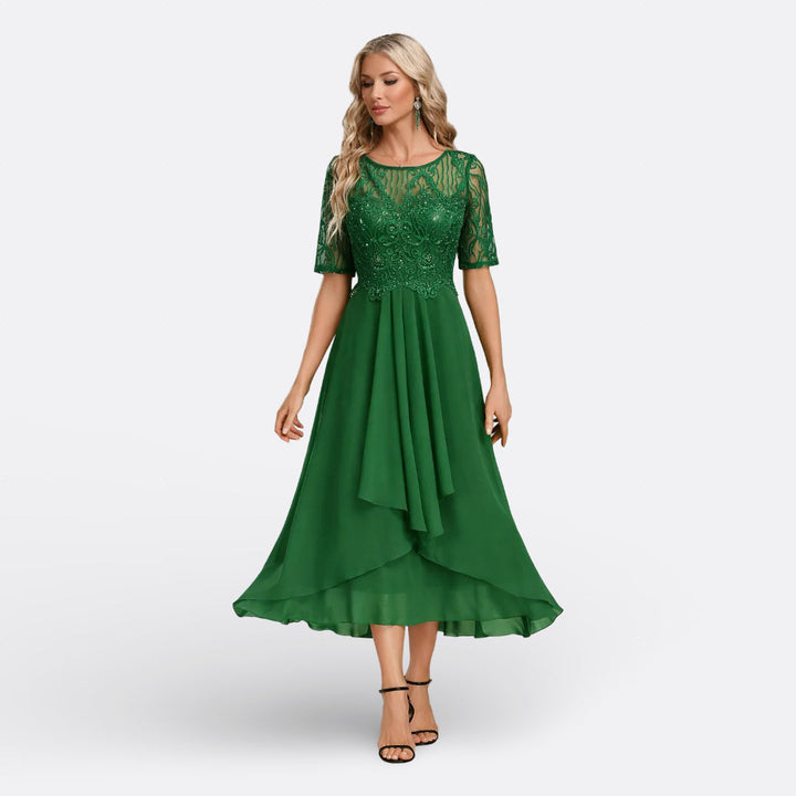 Mariana | Marineblaues Spitzenkleid mit kurzen Ärmeln
