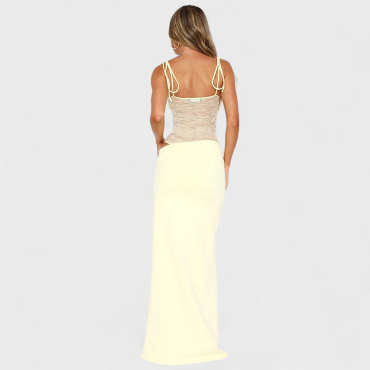 Hanne | Fliessendes Maxikleid mit zeitlosen Details