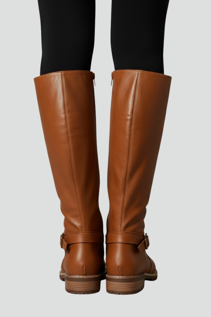 Katrin | Knieboots mit schlichtem Obermaterial und Schnallendetail