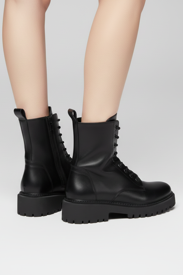 Rebecca | Schnürstiefel mit Seitenreissverschluss und massiver Sohle