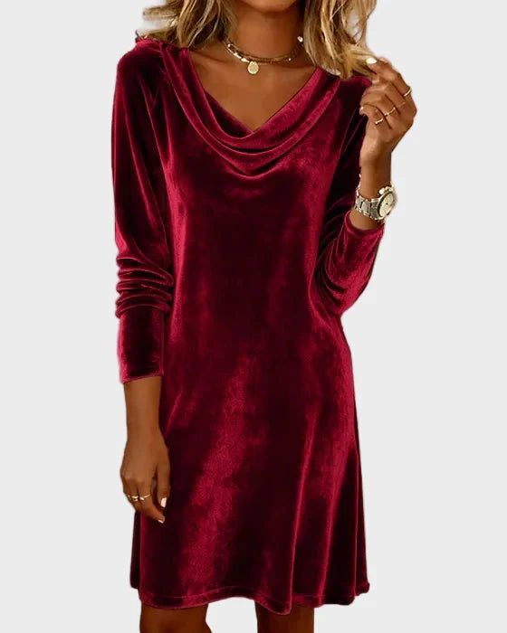 Frosina | Samtkleid mit Wasserfall-Ausschnitt
