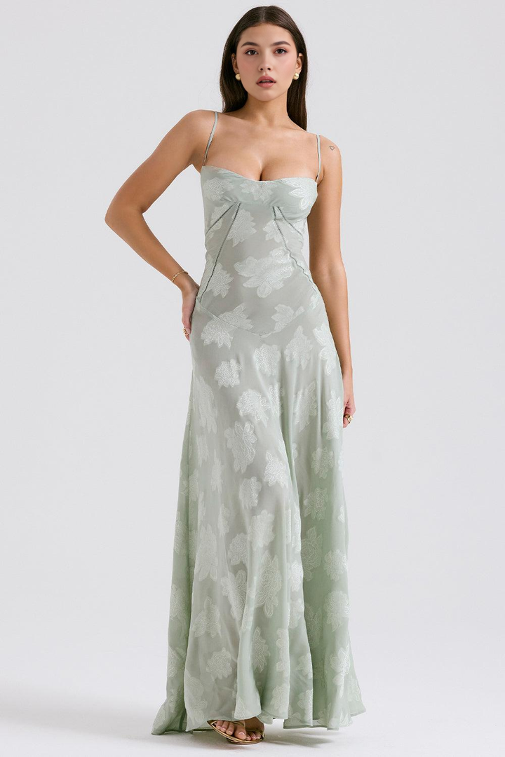 Klara | Romantisches langes Kleid mit Blumenmuster